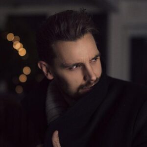 Loft Office With Vintage Decor For Creative